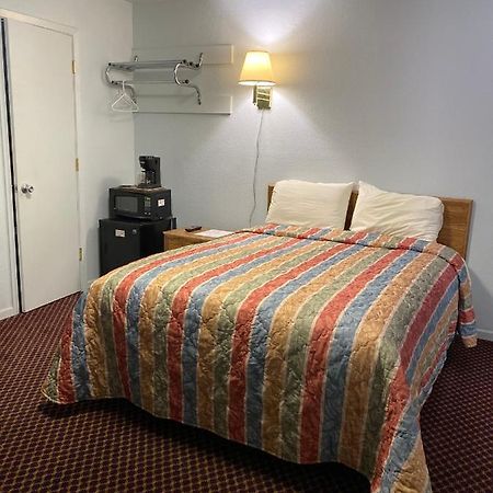 Regency Inn Comanche Exterior foto
